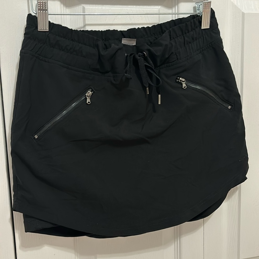 Champion skirt/shorts